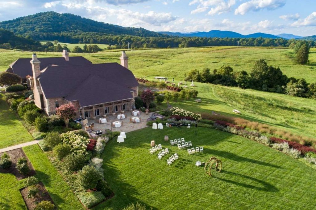 15 Stunning Wineries Near Charlottesville, Virginia to Visit in 2024