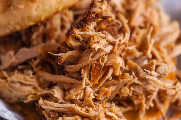 10 Delicious + Authentic Barbecue Joints in Virginia {The BEST BBQ in VA}