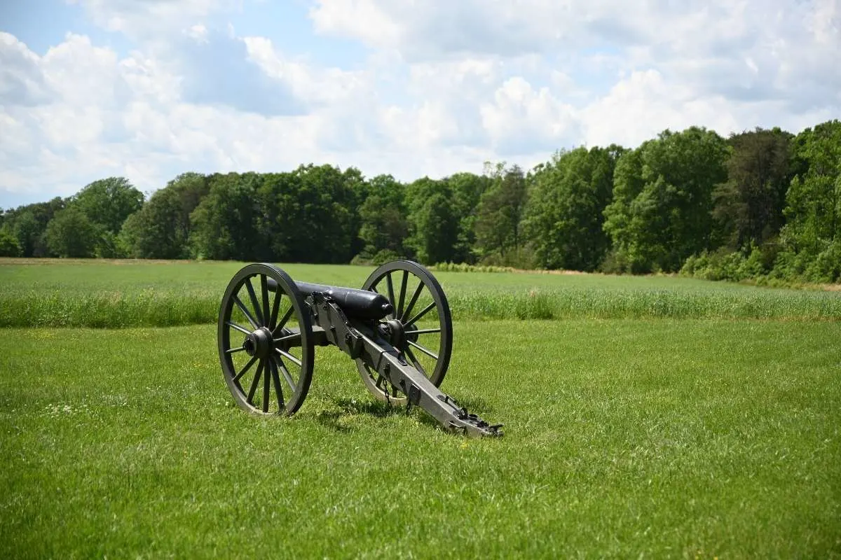 civil war cannon in field