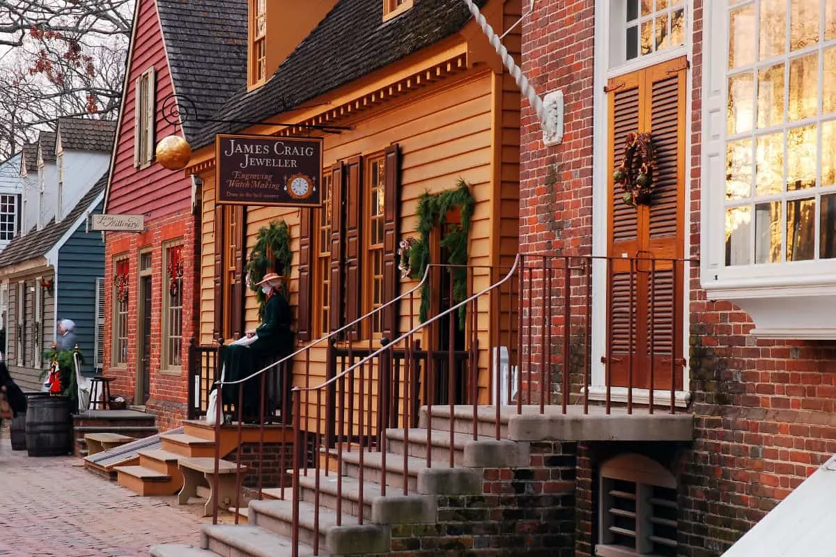 11 Magical Things to Do in Williamsburg at Christmas