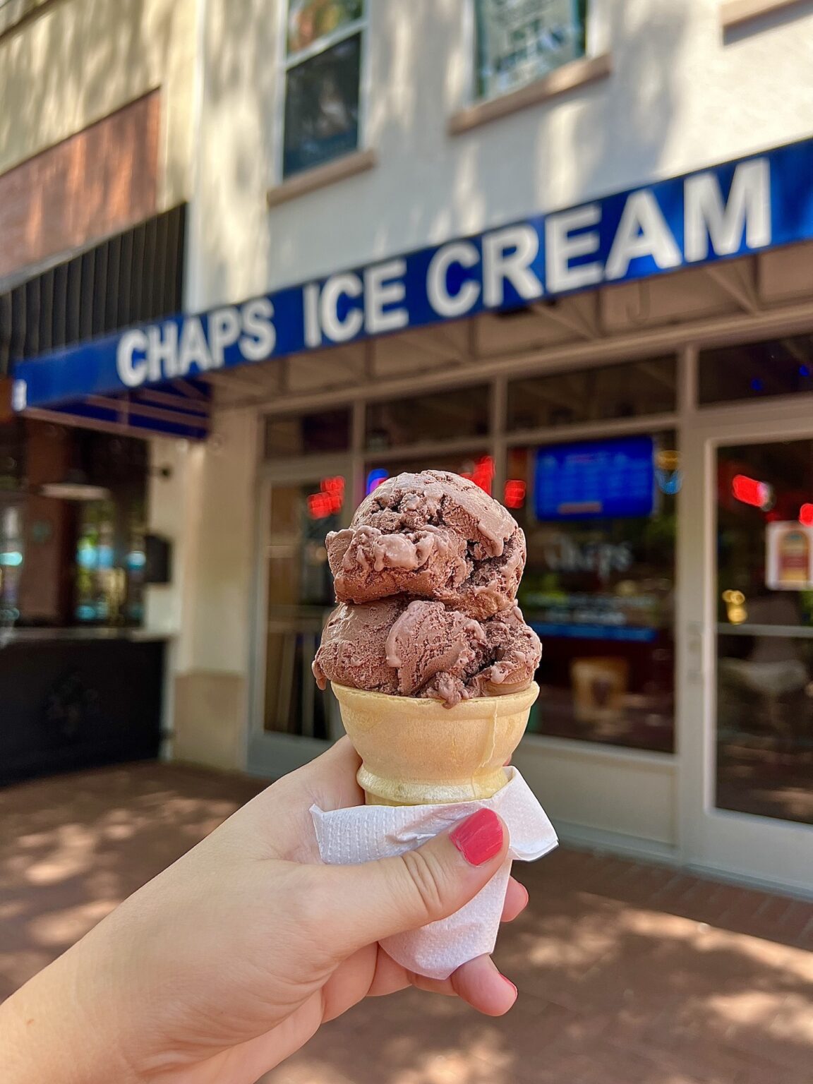11 Nostalgic Ice Cream Parlors in Virginia (BEST Ice Cream in VA