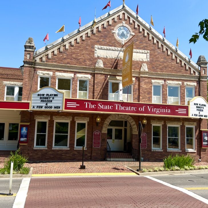 brick exterior of barter theatre in abingdon va
